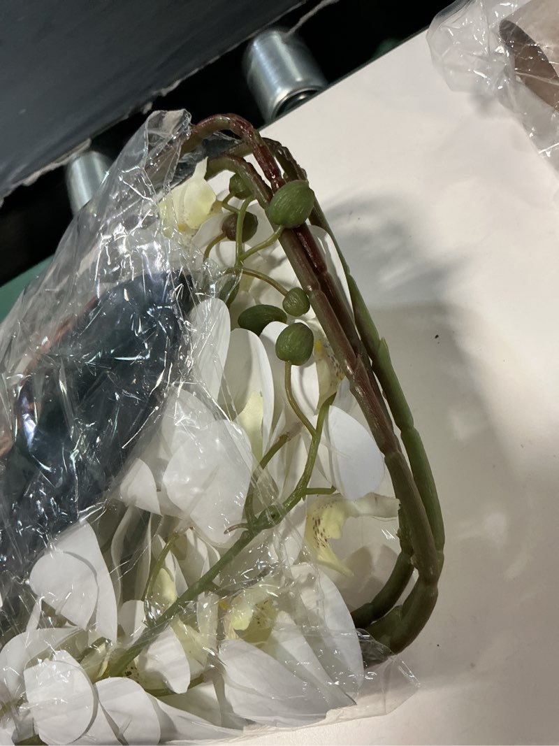 Condition photo showing Good Condition for fagushome 6 pcs artificial phalaenopsis flowers with 2 bundles leaves artificial orchid flowers stem plants for home décor