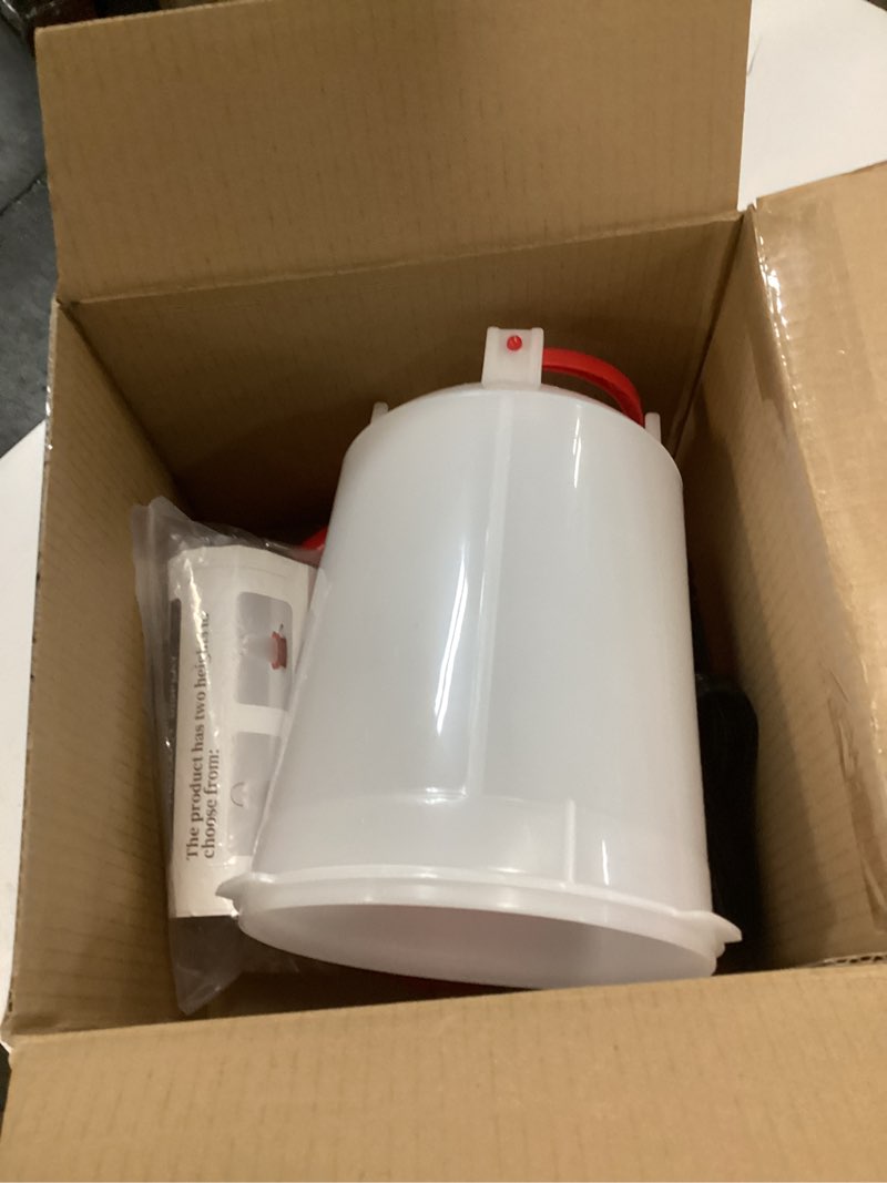 Condition photo showing Good Condition for 3L Heated Chicken Waterer for Winter Automatic Chicken Water Heater with Leg Support,35W BPA-Free Poultry Waterer Auto-Fill Heated Watering System for Chicken Coop