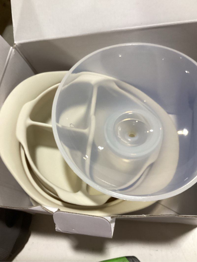 Condition photo showing Good Condition for 48oz platinum silicone 3 compartmented microwave steamer pot with handle & lid - korean 100% food-grade steamer bowl, heat-resistant cooker with steam holes, easy clean, dishwasher safe, ivory 48oz ivory