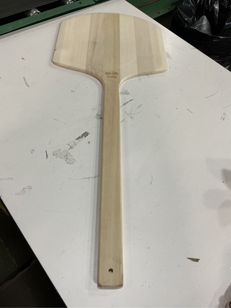 Condition photo showing Good Condition for New Star Foodservice 50288 Restaurant-Grade Wooden Pizza Peel, 14" L x 14" W Plate, with 22" L Wooden Handle, 36" Overall Length 14" x 14" x 36"