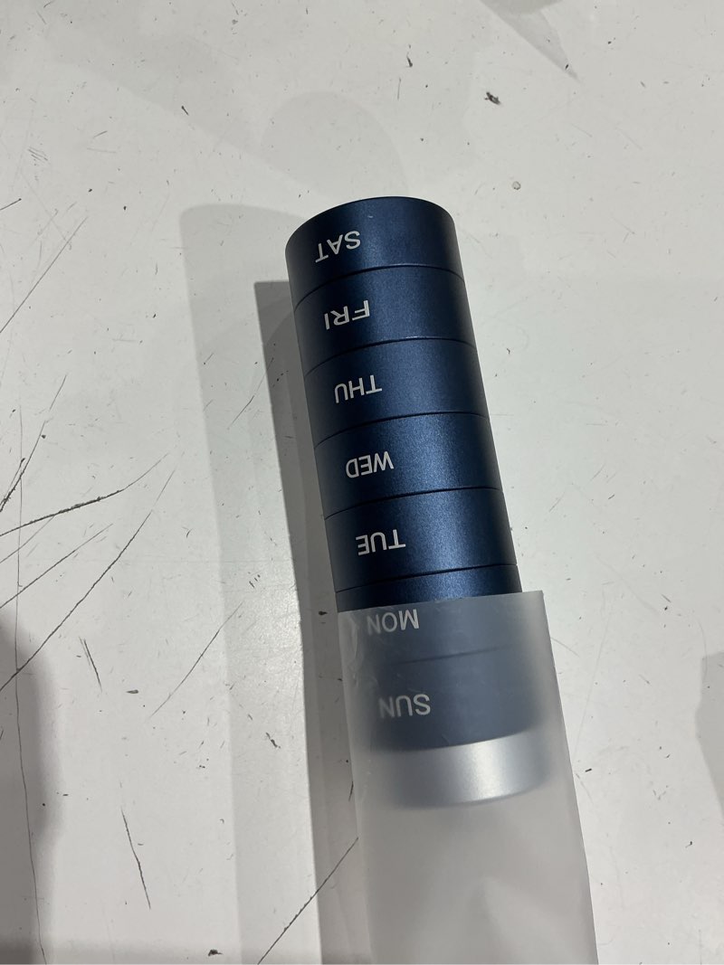 Condition photo showing Good Condition for metal weekly pill organizer, large travel pill box, portable aluminum alloy waterproof container, 7 day daily medicine organizer holder for vitamin, fish oil, supplement, dark blue