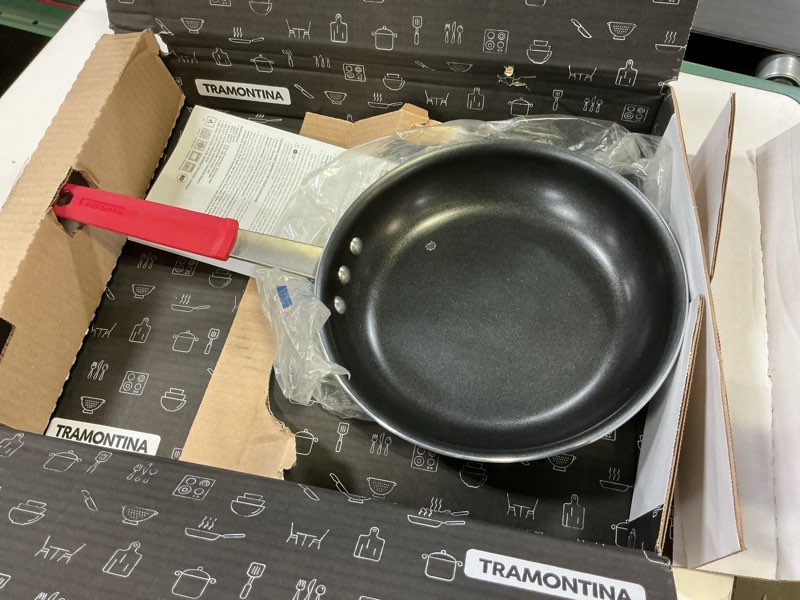 Condition photo showing Good Condition for Tramontina Professional 10-Inch Non Stick Frying Pan, Heavy-Gauge Aluminum Skillet with Reinforced Nonstick Coating, Red Handle, Dishwasher and Oven Safe Nonstick (Red handle) 10 Inch