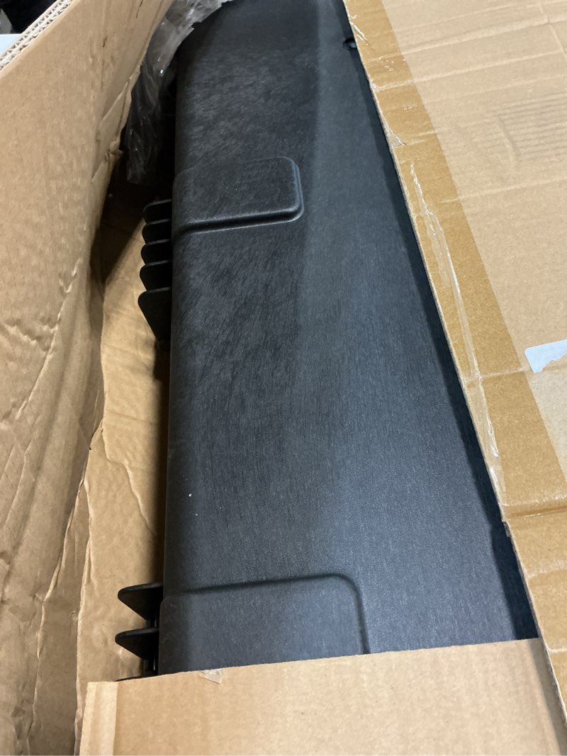 Condition photo showing Good Condition for vevor rifle case, rifle hard case with 4 layers fully-protective foams, lockable hard gun case with wheels, ip67 waterproof & crushproof, for rifles or shotguns 50 inch black