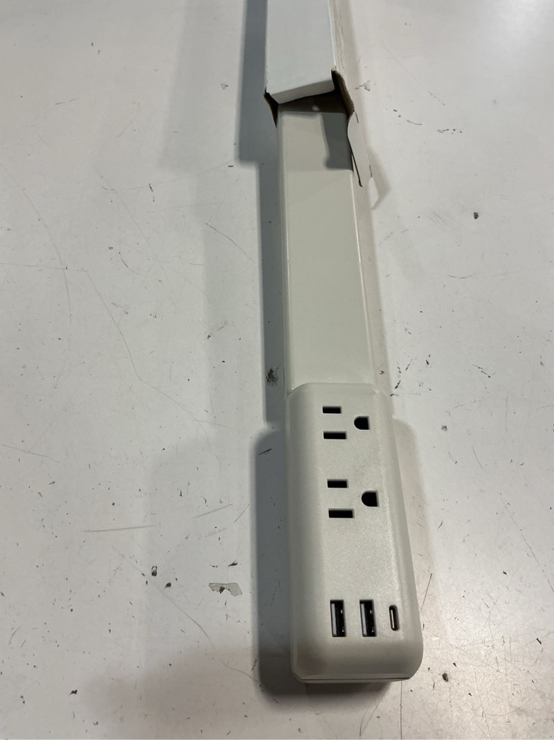 Condition photo showing Good Condition for electrical outlet extender with 2 ac outlets, 2 usb-a, 1 type-c, rotates 180°, extends 22"-34", access hard-to-reach outlets for bedroom office behind couches nightstands desks sofa 1-pack white