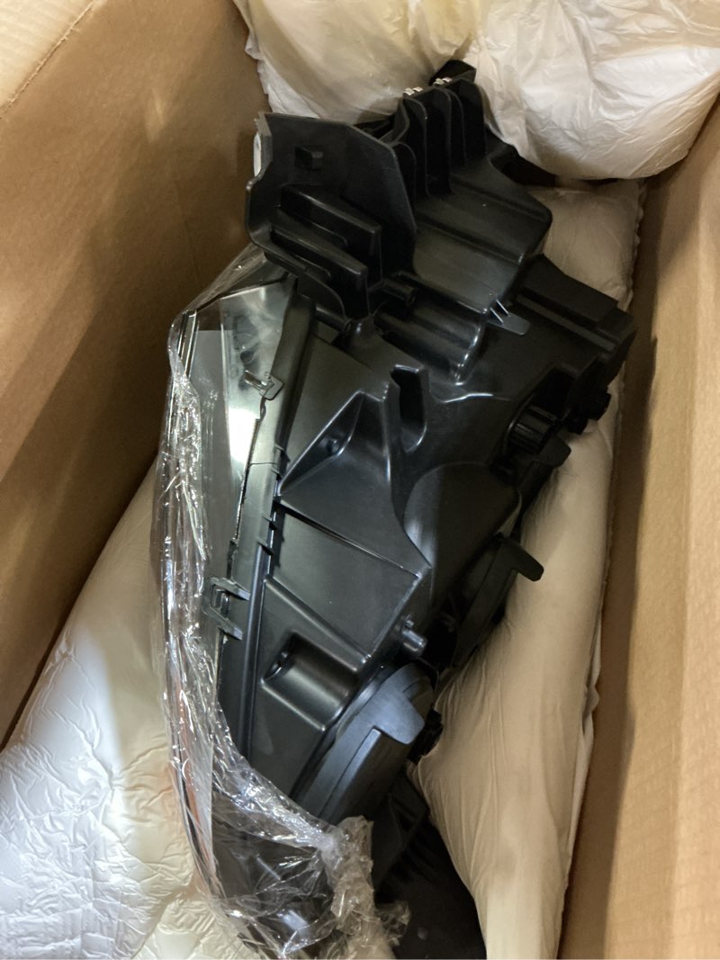 Condition photo showing Good Condition for longling replacement passenger right side chrome headlight headlamp complete with bulbs for ram promaster city 2015-2023