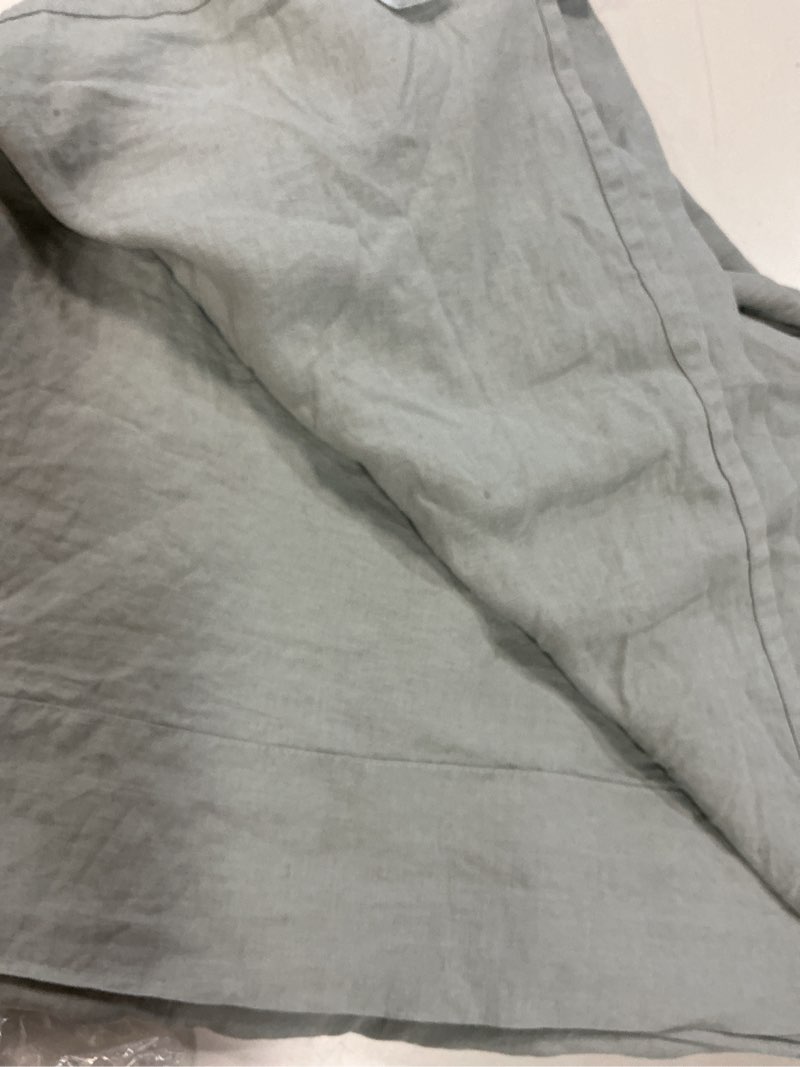 Condition photo showing Good Condition for european linen sheet set, queen, mist
