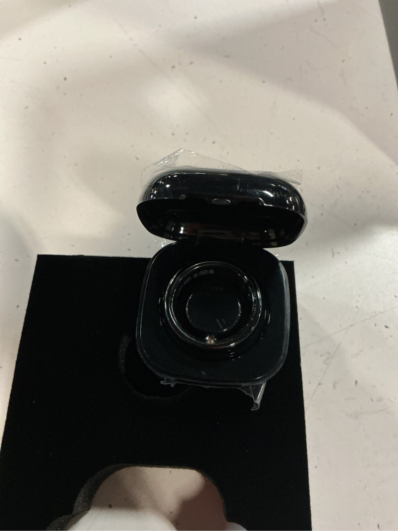 Condition photo showing Good Condition for livup smart ring, black, size 10