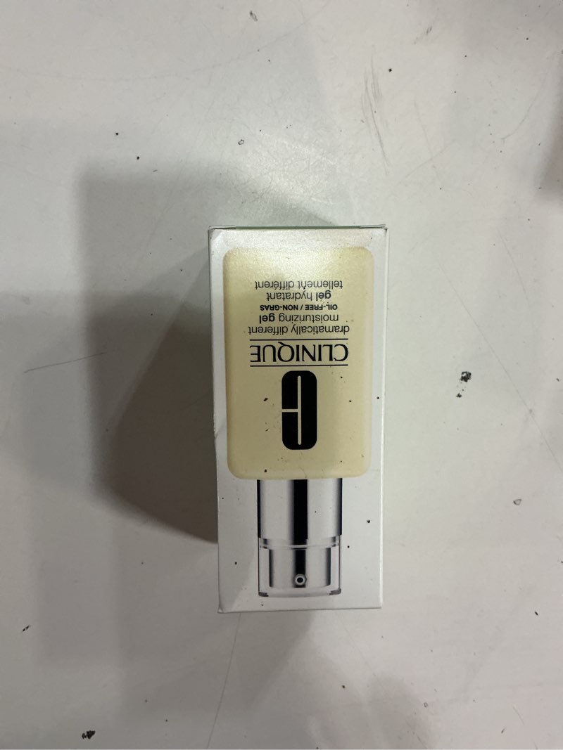 Condition photo showing New/Like New for Clinique 3-Step Dramatically Different Moisturizing Oil Free Gel For Combination Oily to Oily Skin Types
