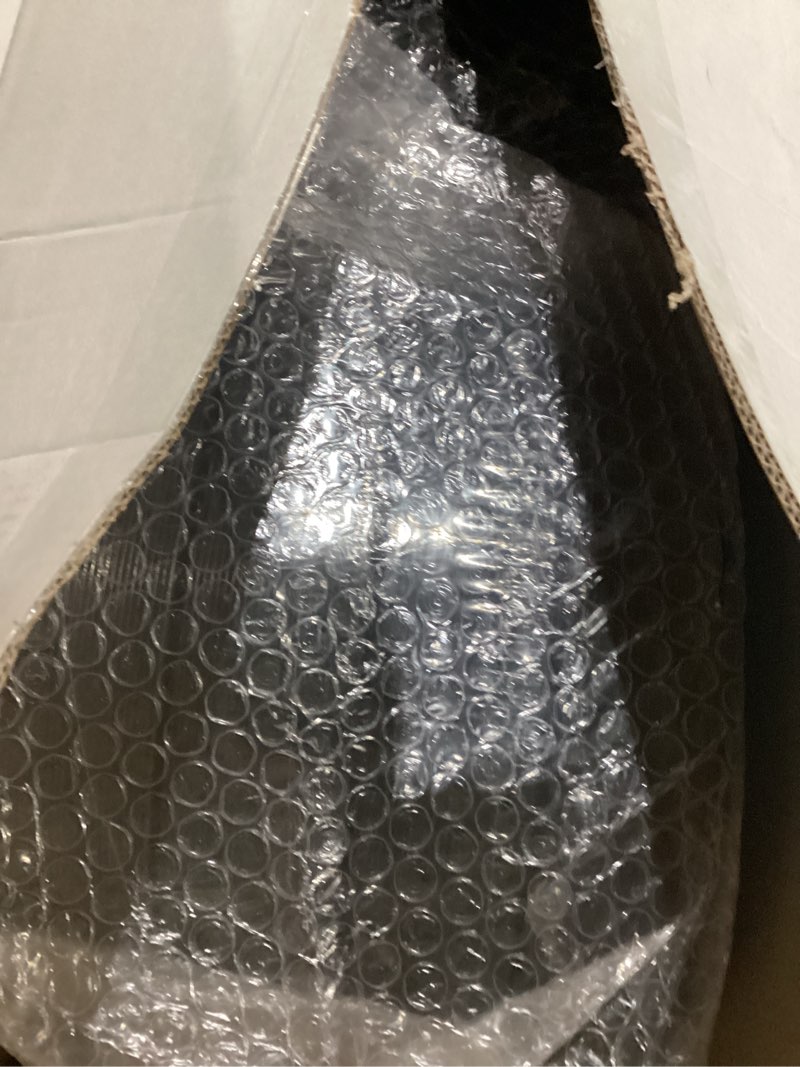 Condition photo showing Good Condition for KIRE 200Pcs Black Plastic Plates - Black and Gold Plates Disposable for Party - Include 100 for Dinner and 100 for Dessert for Birthday/Wedding/New Year Black and Gold 200 PCS