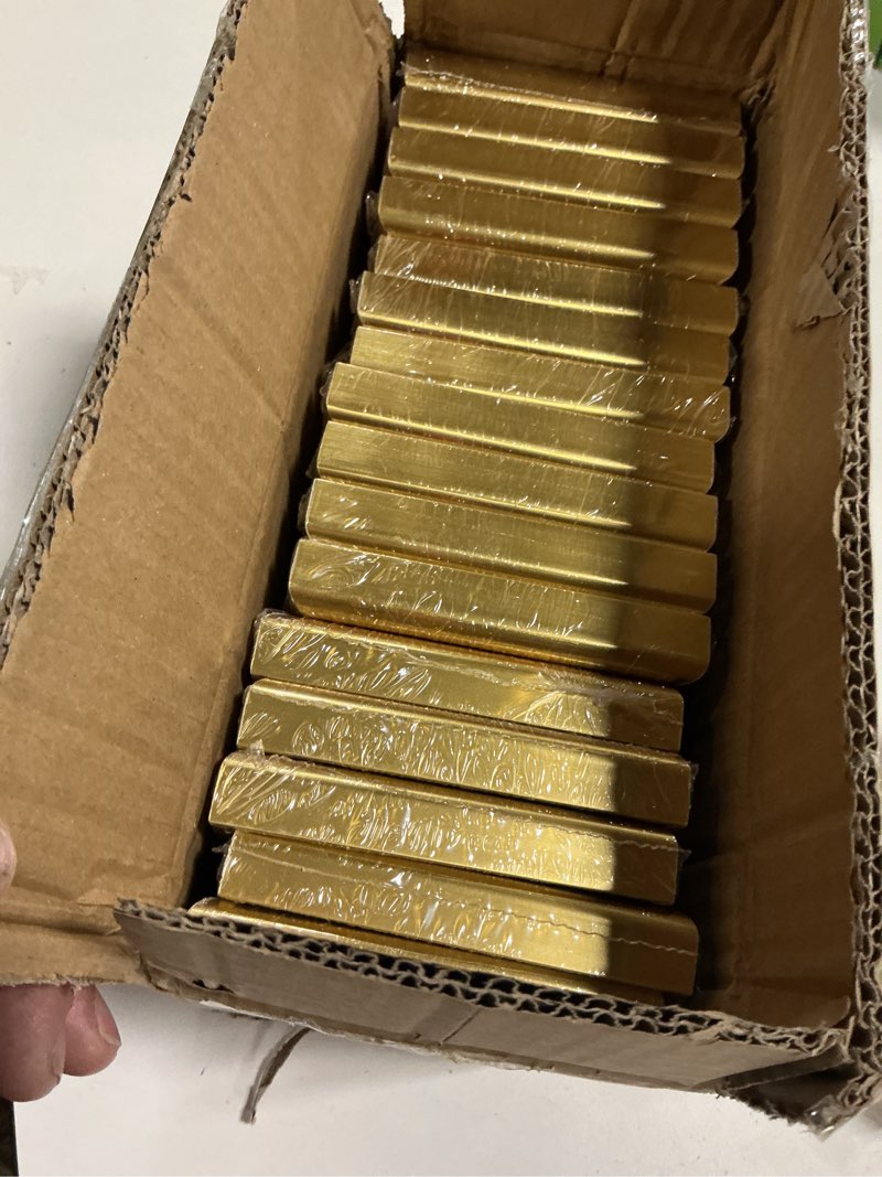 Condition photo showing Good Condition for 16 pcs 4 x 6 picture frames, gold modern simple designed photo frame for pictures with resin glass for wall mount tabletop display home office hotel decoration (gold)