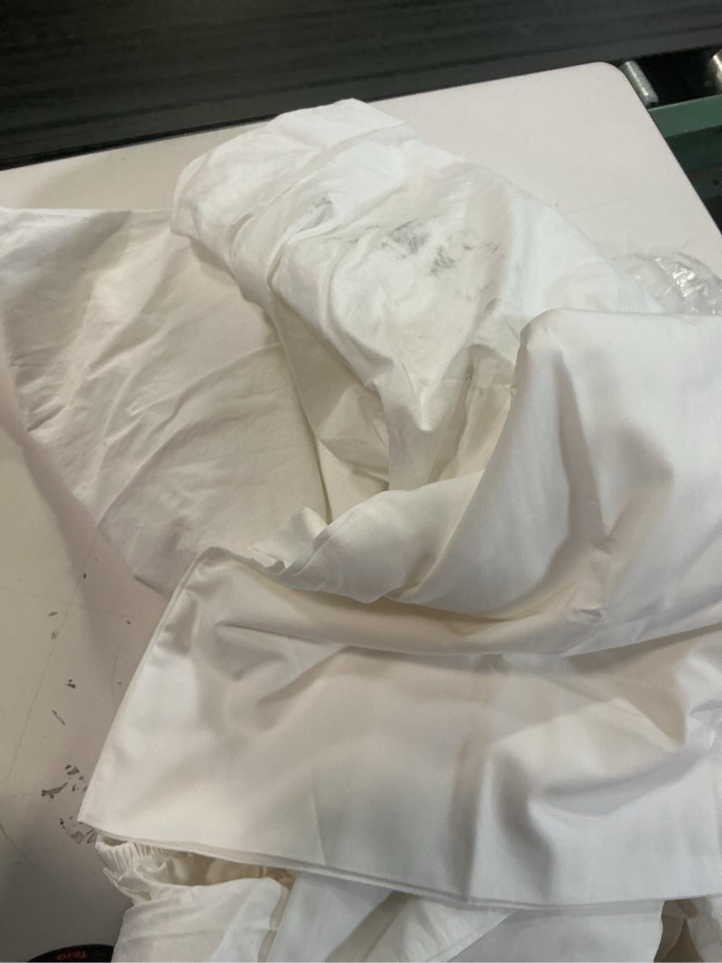 Condition photo showing As Is for classic organic percale sheet set, king,white