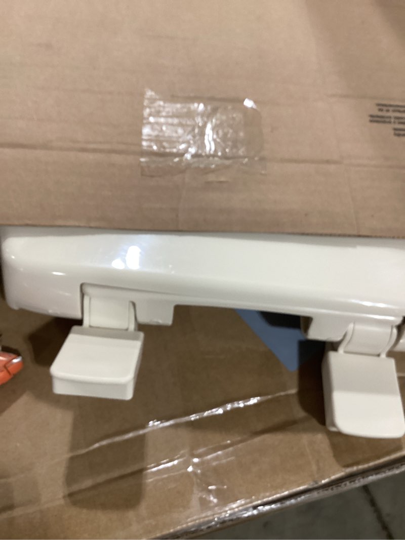 Condition photo showing New/Like New for bemis 730slec slow close toilet seat, easy clean hinges and durable plastic seat, made in usa, round, biscuit round biscuit