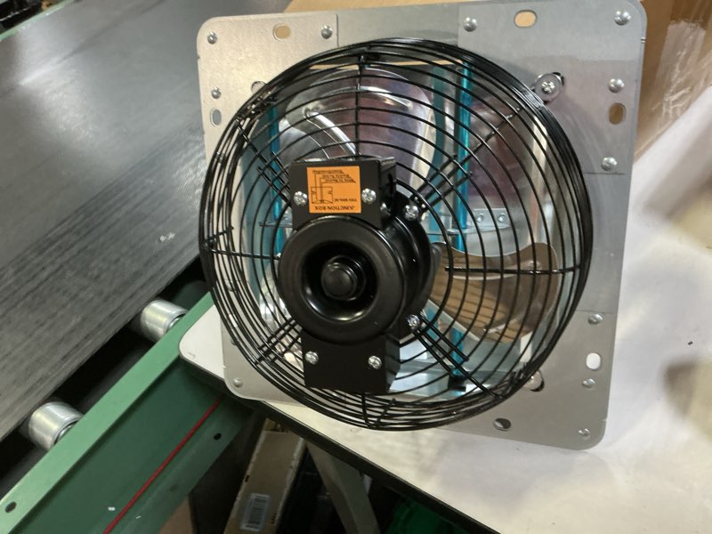 Condition photo showing Good Condition for exhaust fanshutter all metal for window fans with exhaust and intakeautomatic ventilation fan for garagegreenhouseatticshedshop20ich?18inch
