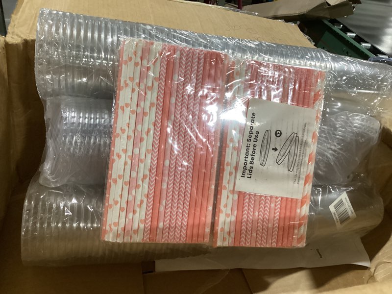 Condition photo showing New/Like New for di qiu ren 100pcs 16oz clear plastic cups with lids pink & paper straws | disposable, round-bottom profile, secure snap fit, easy carrying, iced coffee, juice, smoothies, cocktails, cold drinks