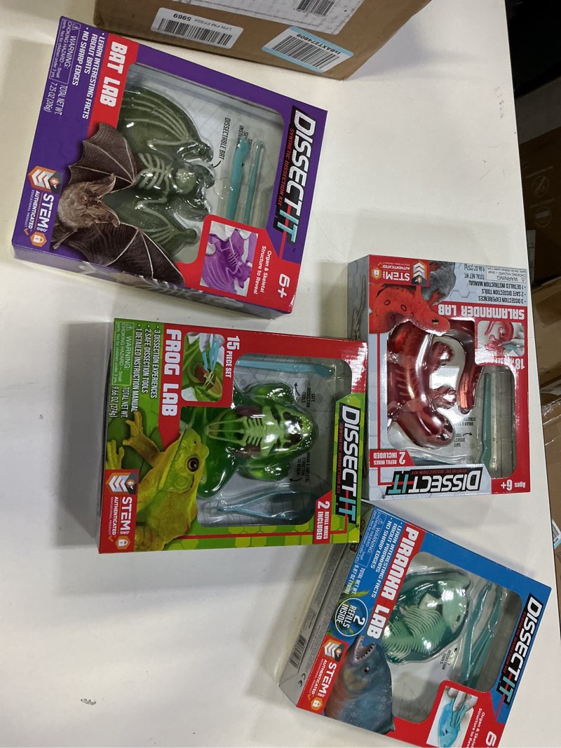 Condition photo showing New/Like New for Dissect-It Simulated Synthetic Lab Dissection Toy, STEM Projects for Kids Ages 6+, Animal Science, Biology, Anatomy Home Learning Kits - Complete Set of 4 (Frog, Salamander, Piranha, & Bat)