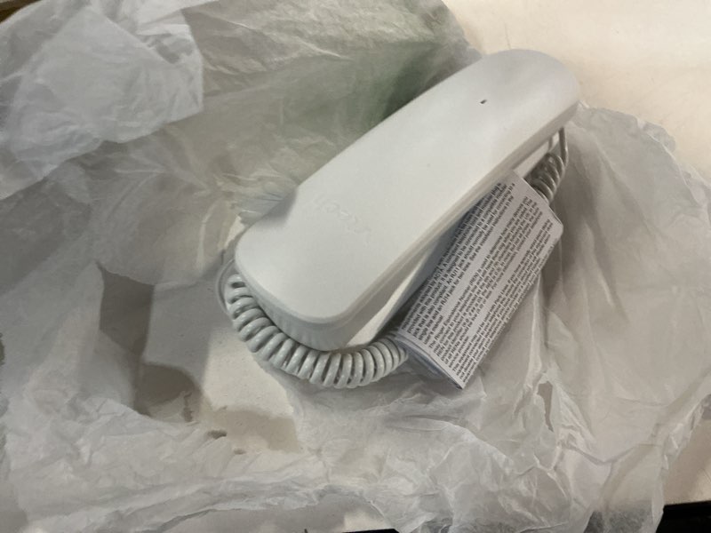 Condition photo showing Good Condition for vtech cd1103wh corded phone with redial button, white