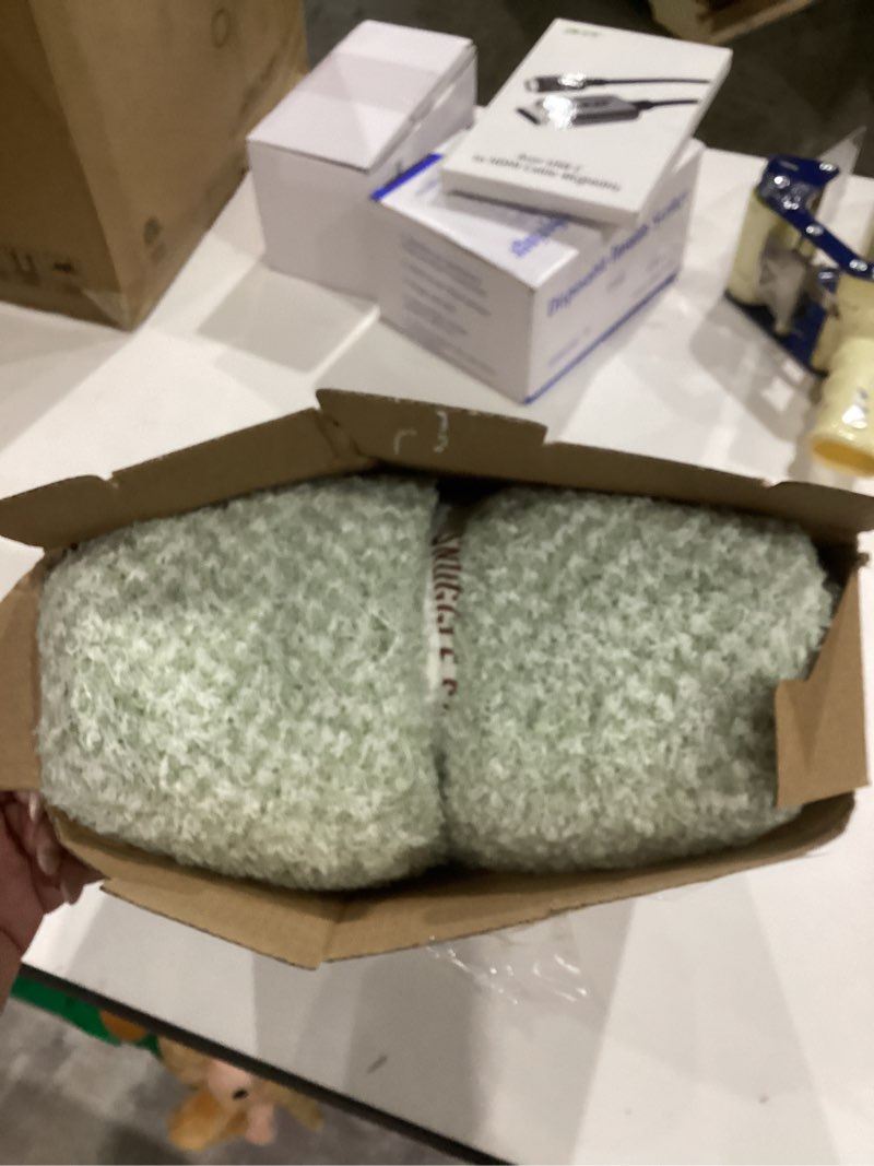 Condition photo showing New/Like New for snuggle sac heather sage green throw blanket for couch, reversible super soft knitted blankets warm cozy fuzzy throws for sofa, bed, camping, sage green, 50x60 inches sage green throw(50"x 60")