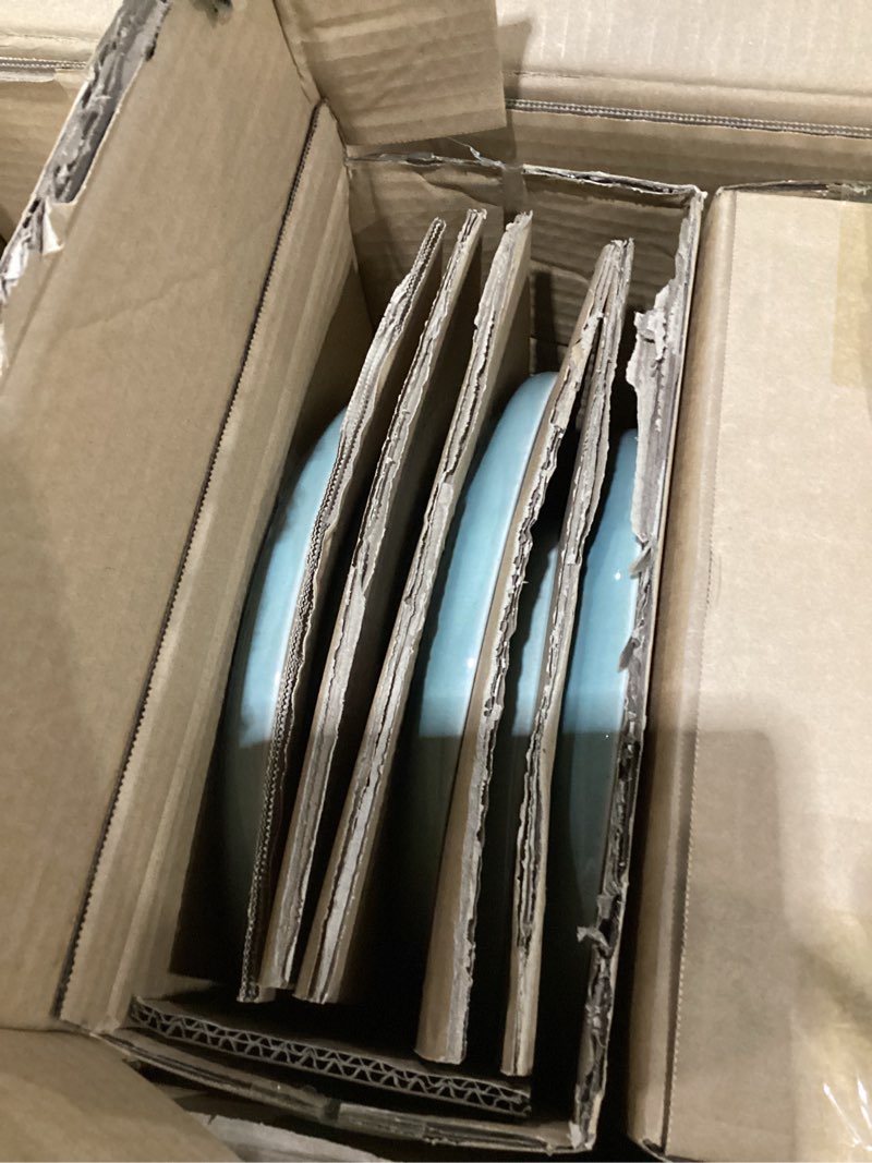 Condition photo showing New/Like New for GBHOME Ceramic Dinnerware Sets for 6, 18 Pieces Stoneware Plates and Bowls Sets, Scratch Resistant Dishes, Dishwasher & Microwave Safe, Reactive Glaze-Malachite Green Malachite Green Service for 6(18Pcs)