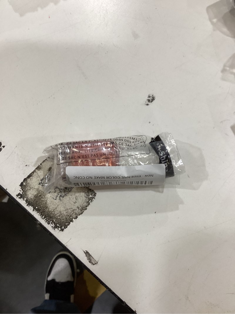 Condition photo showing New/Like New for Essie salon-quality nail polish, vegan formula, copper metallic, Penny Talk, 0.46 fl oz 25 PENNY TALK 0.46 Fl Oz (Pack of 1)