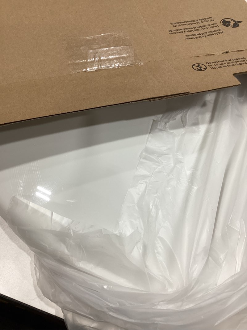 Condition photo showing New/Like New for Bemis 7300SLEC Slow Close Toilet Seat, Easy Clean Hinges and Durable Plastic Seat, Made in USA, Elongated, White
