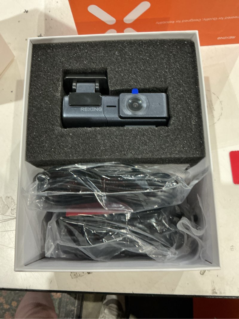 Condition photo showing Good Condition for rexing ultra hd car dash cam with wi-fi bundle