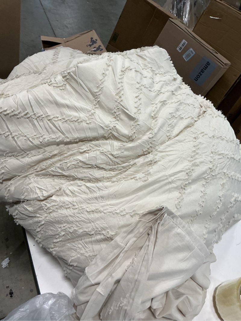 Condition photo showing As Is for Full Size Comforter Set - Beige Boho 3-Piece Bedding, Soft & Warm, Lightweight, Hypoallergenic, Machine Washable, Seasons, Farmhouse Bohemian Style Beige Full