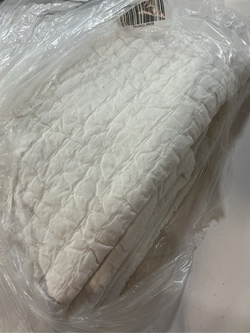 Condition photo showing Good Condition for european linen cotton stitch quilt set, king/cal king, white