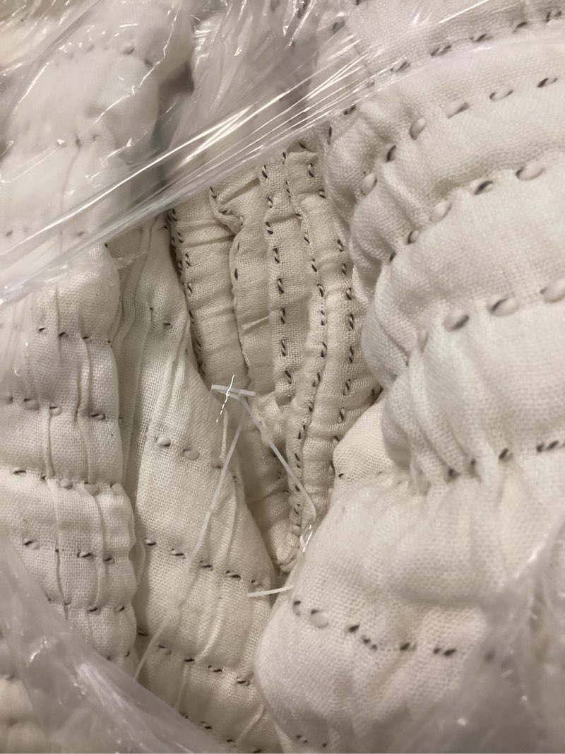 Condition photo showing Good Condition for organic cotton channel stitch coverlet set, full/queen, undyed