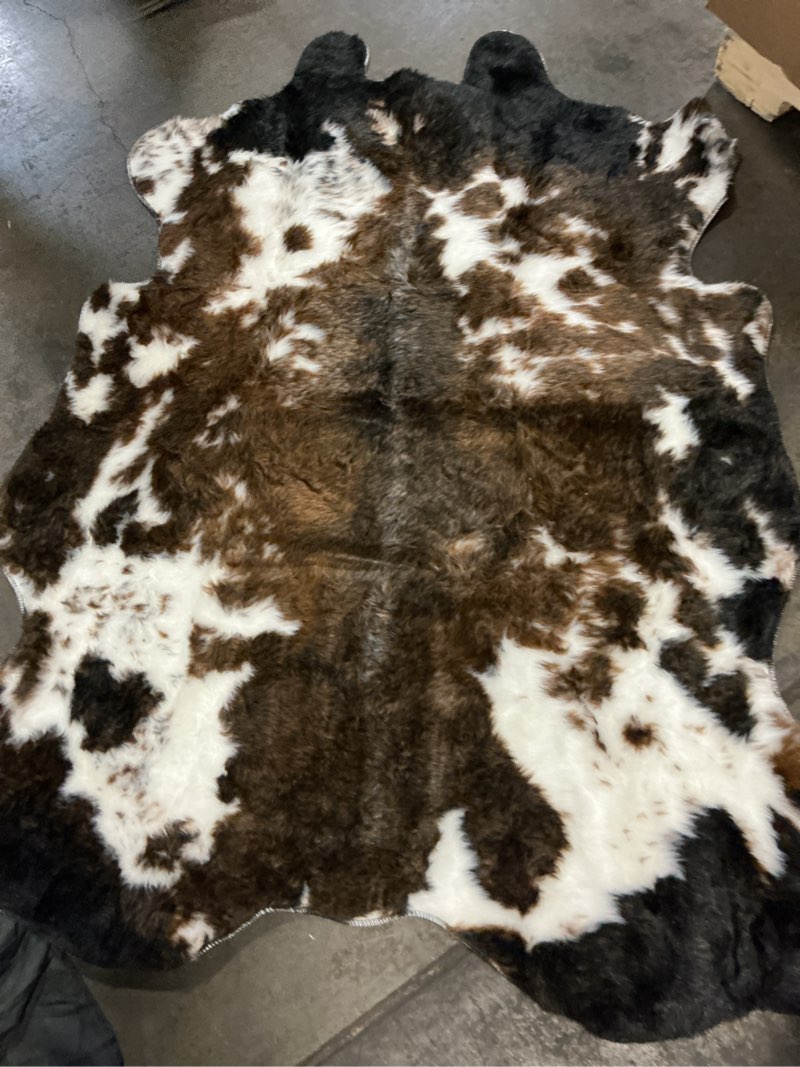 Condition photo showing Good Condition for cowhide rug brown black tricolor v187