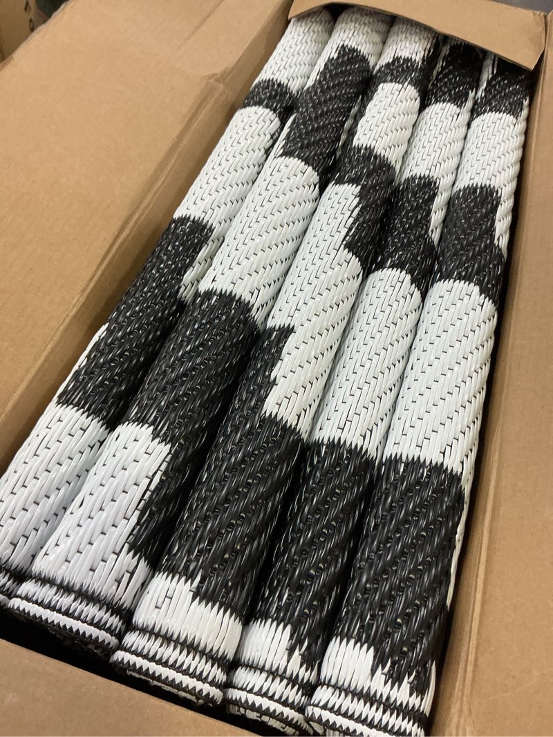 Condition photo showing Good Condition for favoyard outdoor rug 4x6 ft waterproof reversible patio plastic straw rugs for decor clearance outside large rv camping area carpet mat for porch deck balcony pool backyard picnic beach camper door black & white 4' x 6' (rectangular)