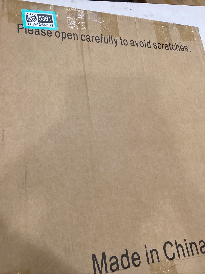 Condition photo showing Good Condition for premium all-weather cargo area mat black