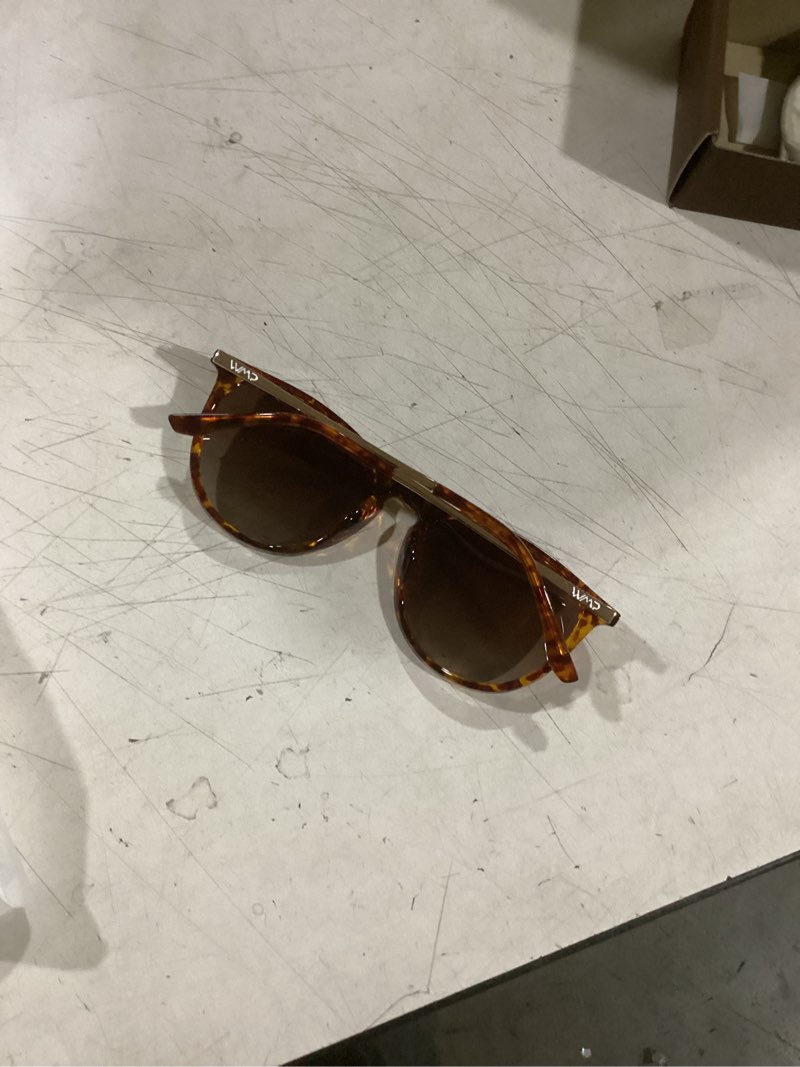 Condition photo showing Good Condition for wearme pro round polarized sunglasses for women - uv400 protection, lightweight frame, vintage retro style tortoise frame/brown lens