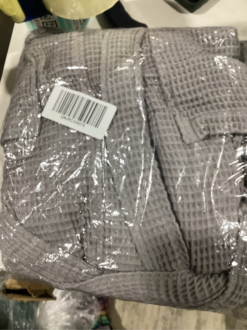 Condition photo showing Good Condition for grey waffle rope quince