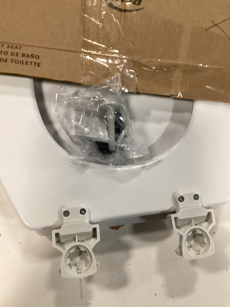 Condition photo showing As Is for BEMIS 500EC 390 Toilet Seat with Easy Clean & Change Hinges, 1 Pack Round, Cotton White