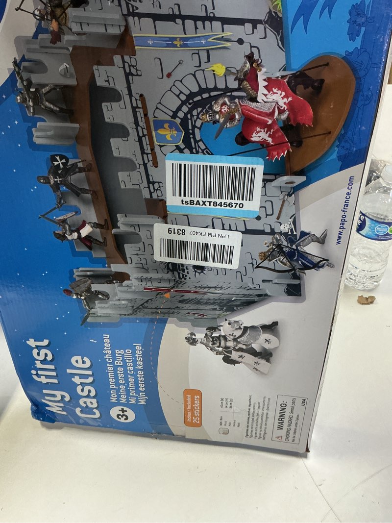 Condition photo showing Good Condition for My first castle set