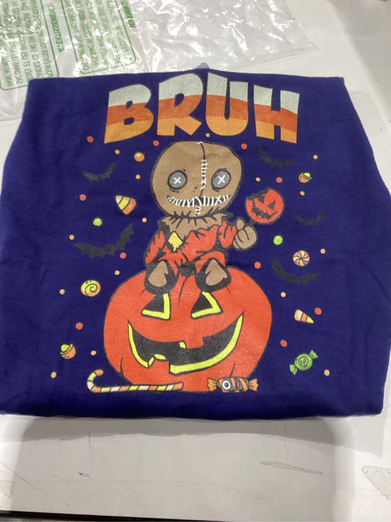 Children’s medium Halloween shirt