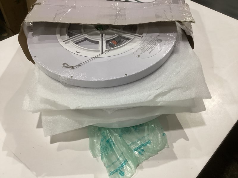 Condition photo showing New/Like New for 6Pack 16 Inch Led Flush Mount Ceiling Light Panel, 32W,3480LM, 3000K/4000K/6000K CCT Selectable,Ultra Thin Round White Ceiling Light Fixture for Hallway Kitchen Bedroom Home Office Bathroom Non-Dimmable-16IN-6PACK White