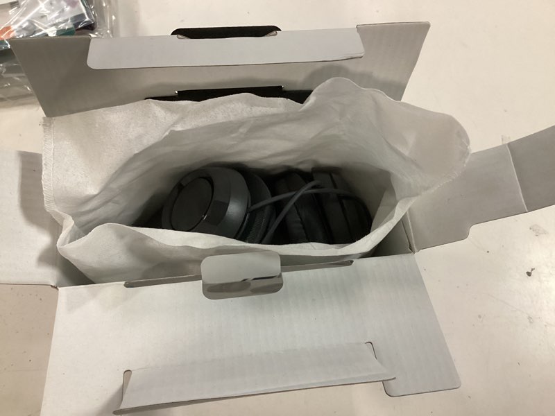 Condition photo showing Good Condition for Logitech H391 Wired Headset for PC/Laptop, Stereo Headphones with Noise Canceling Microphone, USB-C, in-Line Controls, Works with Chromebook - Graphite USB-C Graphite 1 Pack