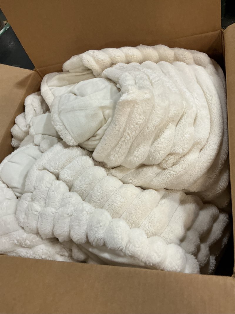 Condition photo showing As Is for bedelite fleece king comforter set -super soft & warm fluffy cream white bedding, luxury fuzzy heavy bed set for winter with 2 pillow cases cream white king