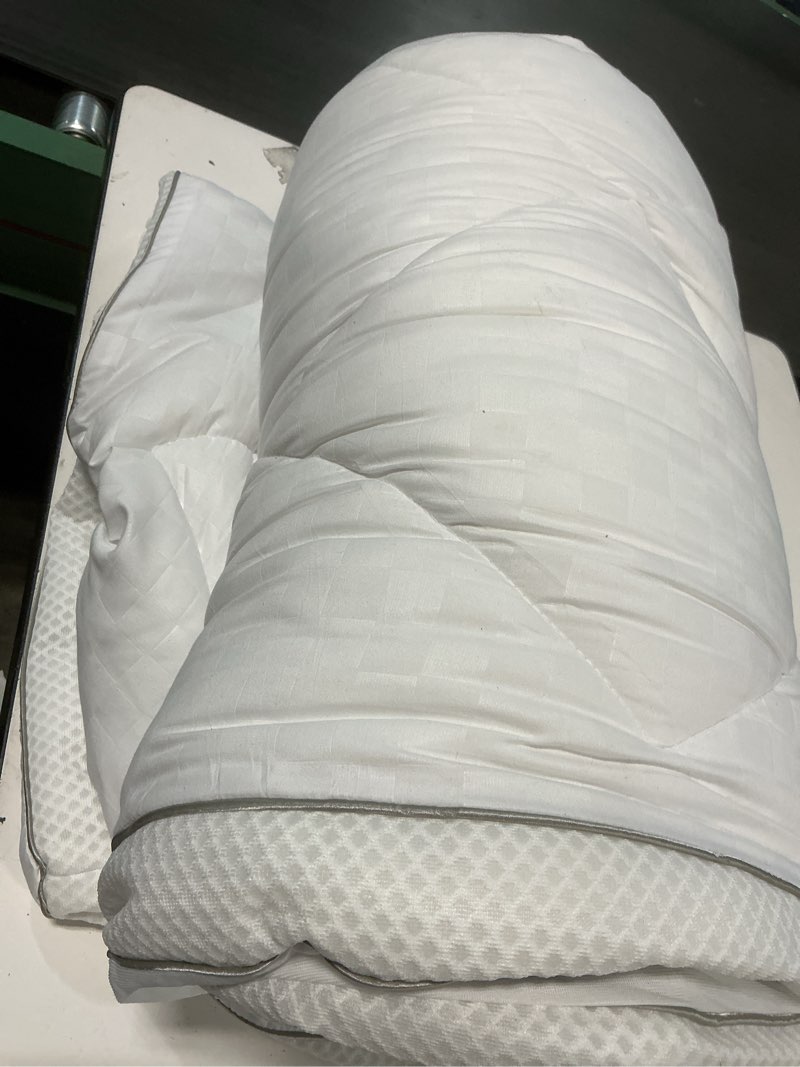 Condition photo showing As Is for 3 Inch Ultra-Fluffy Memory Foam Mattress Topper Twin XL for Back Pain, Extra Soft Pillow Top Twin XL Mattress Topper with 4X Support, Mattress Pad with Breathable Air Mesh Sides, 6-21'' Deep Pocket White Twin XL