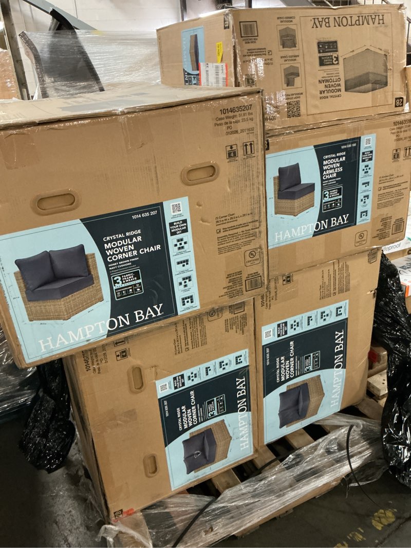 Condition photo showing Good Condition for (pick up 5 box) crystal ridge modular woven corner chair 5 pcs