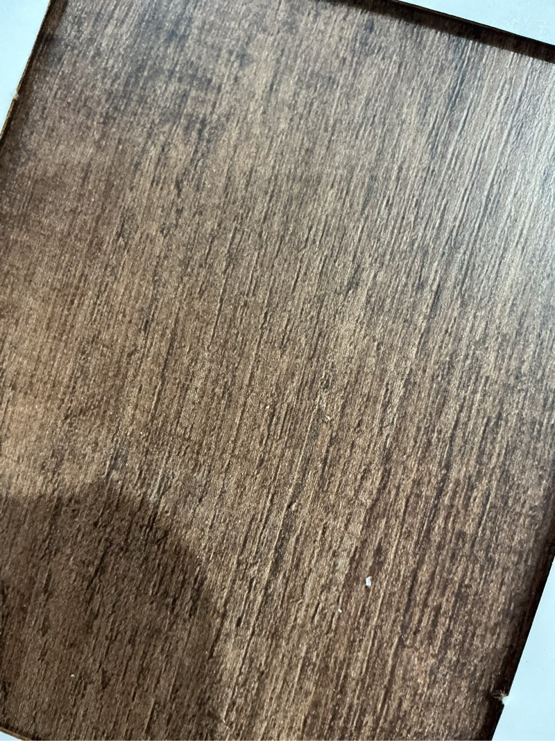 Condition photo showing Good Condition for pergo duracraft marsala oak brown 22-mil x 9-1/2-in w x 47-in l waterproof interlocking luxury vinyl plank flooring (18.78-sq ft/ carton)