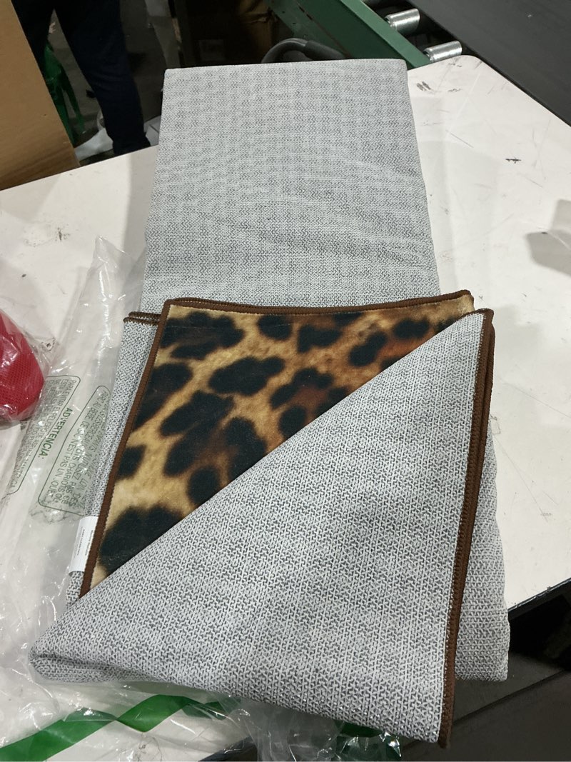 Condition photo showing Good Condition for animal texture leopard print rug 6x8 rug area rugs for bedroom living room, leopard patterned large rug & washable non slip indoor floor carpet & home decor