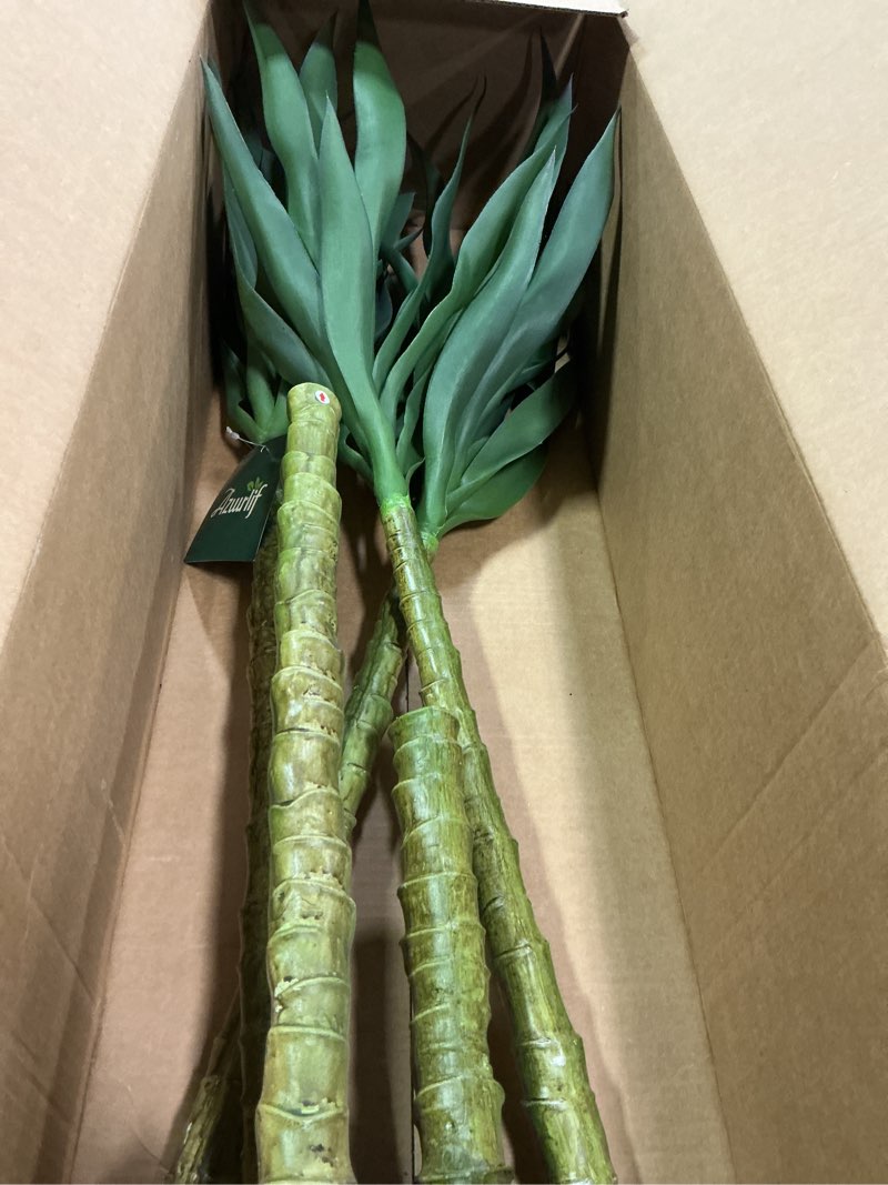 Condition photo showing Good Condition for Artificial Agave Plant 5Ft Artificial Tree, Indoor Large Fake Plant 7 Head in Black Plastic Planter, 60in Faux Plants for Indoor or Outdoor Office Decoration Housewarming Green Tree