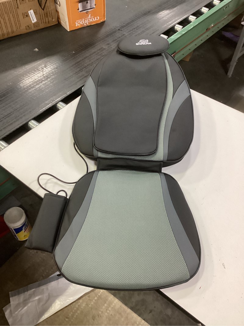 Condition photo showing Good Condition for Snailax Shiatsu Back Massager with Heat Massage Chair Pad Kneading Back Massager for Pain Relief Deep Tissue Chair Massage Pad for Office Home, Gifts for Dad,Mom Light Gray