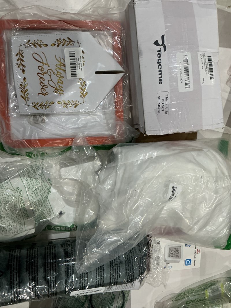 Condition photo showing As Is for assorted accessories for home decoration