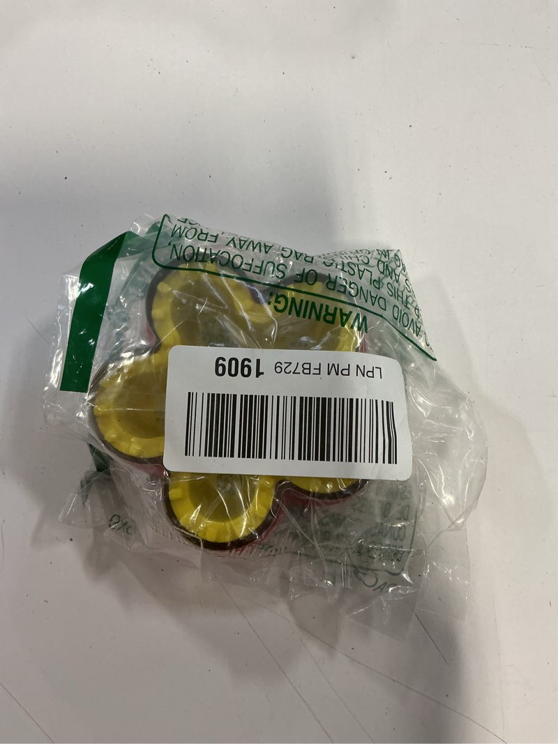 Condition photo showing New/Like New for 3 pcs cookie cutter