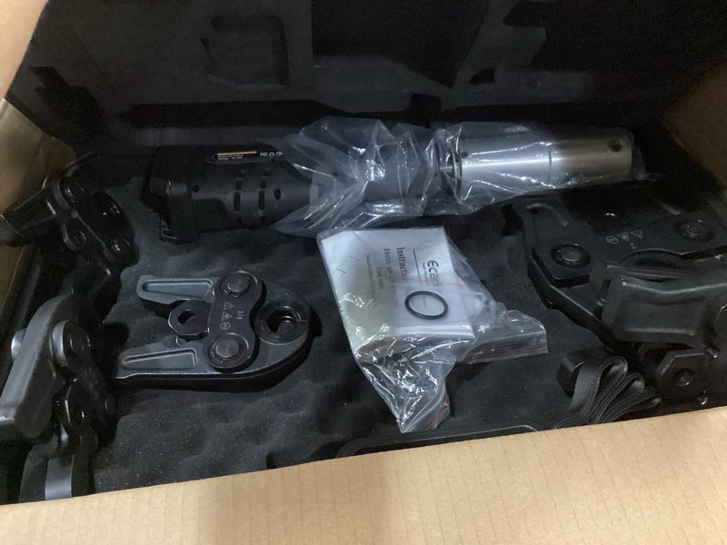 Condition photo showing Good Condition for pro press tool compatible with dewalt 20v battery, electric pipe crimping tool for 1/2" to 2" copper pipes,32kn of crimping force 360° rotation automatic crimper brushless motor(no battery)