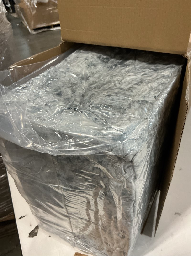 Condition photo showing Good Condition for 45 inches Donut Dog Bed for Extra Large Dogs,Calming Fluffy Round Jumbo Pet Bed with Removable & Washable Cover, Fits up to 120 lbs Pets (Dark Grey,XL) 45.0"L x45.0"W x10"Th Dark Grey