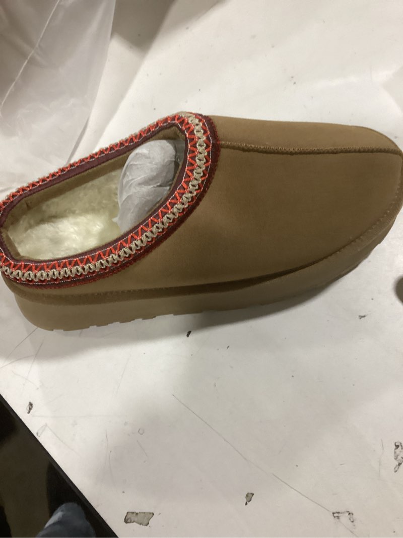 Condition photo showing Good Condition for Women's Slippers Platform Mini Boots Short Ankle Boot Fur Fleece Lined House slippers Anti-Slip Boot For Outdoor 11 Brown